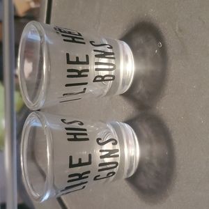 NWT I like her buns I like his guns shot glasses